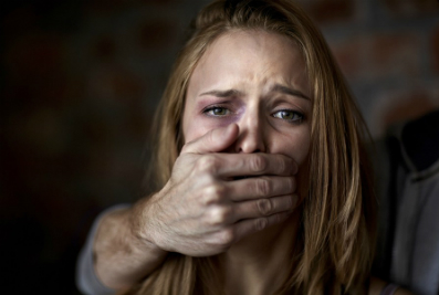 Может ли жертва сексуального насилия быть виновата в произошедшем? Мнение эксперта